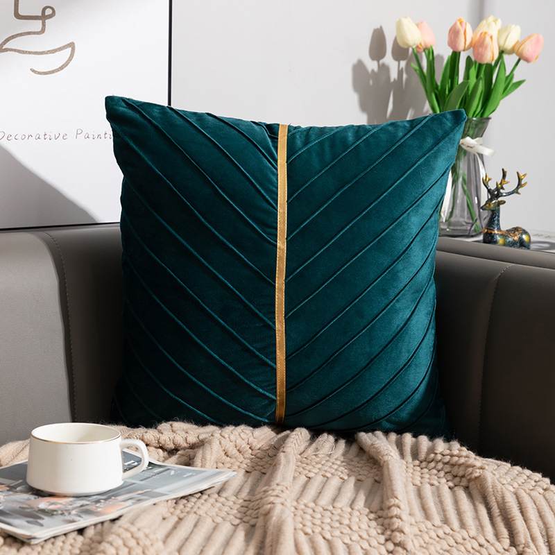 Luxury Velvet Cushion Covers Patchwork Leaf Design for Home Decor