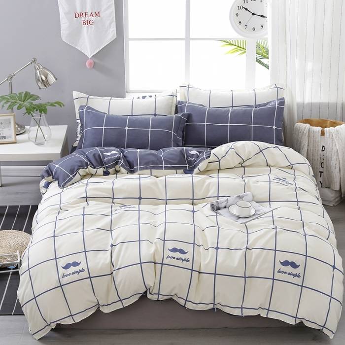 Four Piece Bedding Set