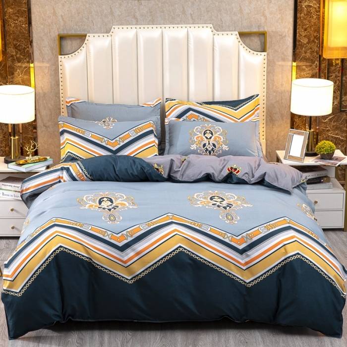 Four Piece Bedding Set