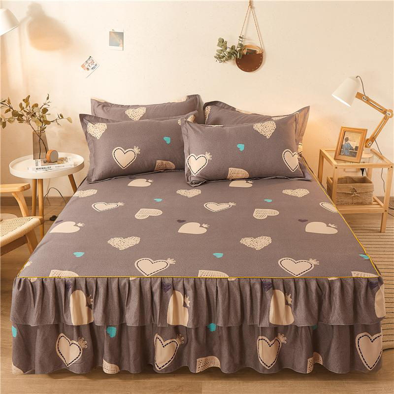 Lucrative 3 Pieces Bedsheet Set