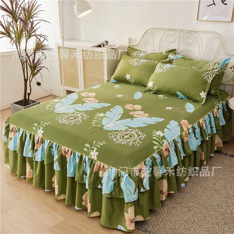 Lucrative 3 Pieces Bedsheet Set