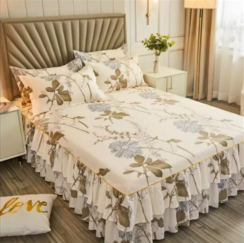 Lucrative 3 Pieces Bedsheet Set