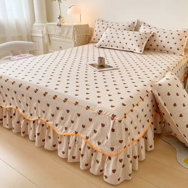 Lucrative Bedskirt Bedsheet