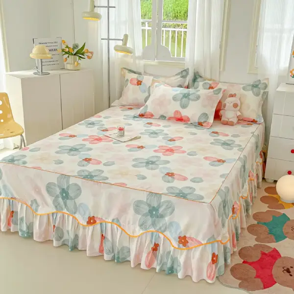 Lucrative Bedskirt Bedsheet