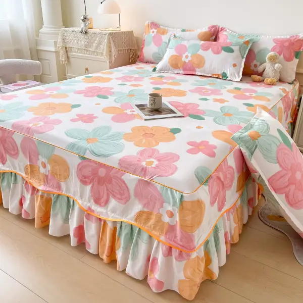 Lucrative Bedskirt Bedsheet