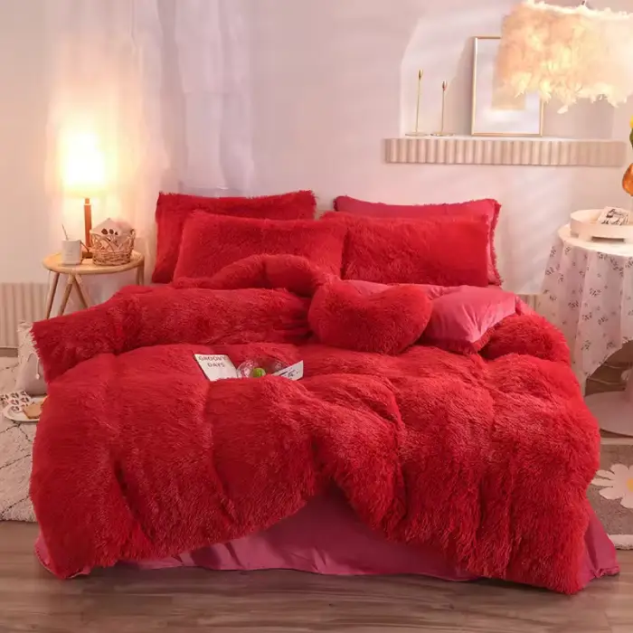 Luxury Ultra Soft king Size Four Pieces Plush Shaggy Fluffy Velvet Bedding Set