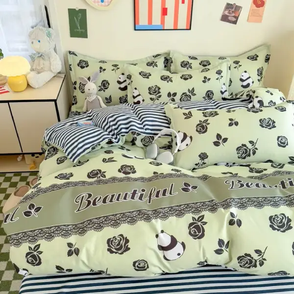 Four Piece Bedding Set