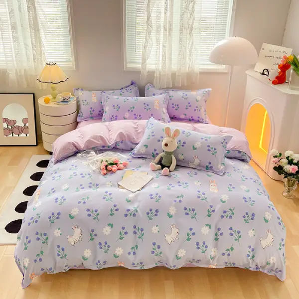 Four Piece Bedding Set