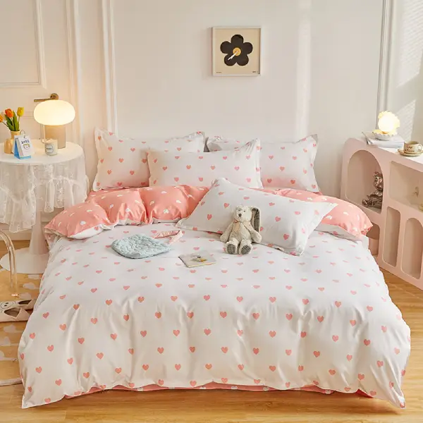 Four Piece Bedding Set