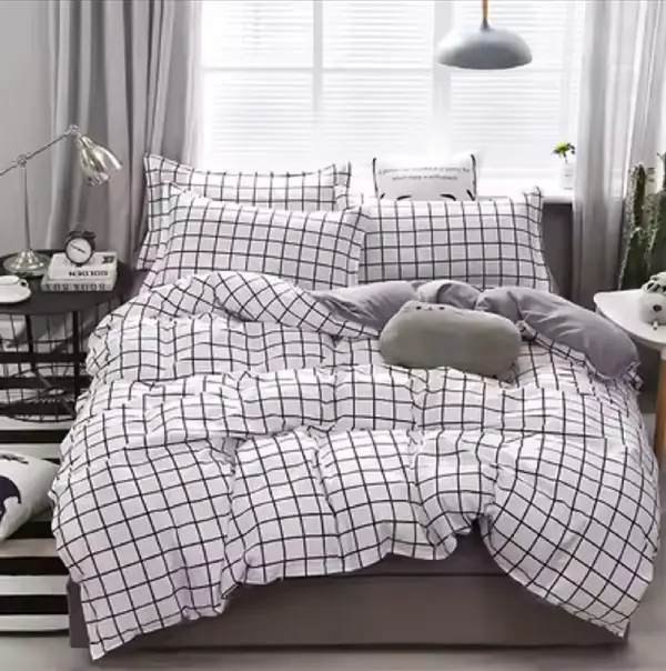 Four Piece Bedding Set