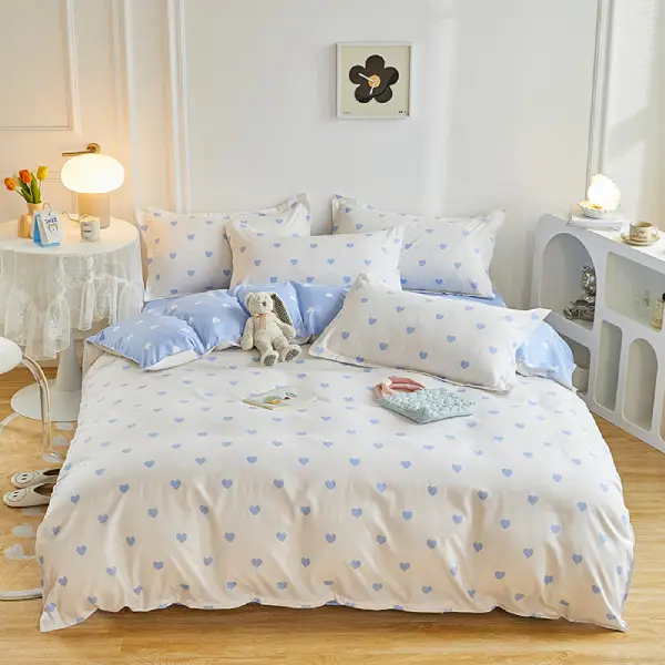 Four Piece Bedding Set