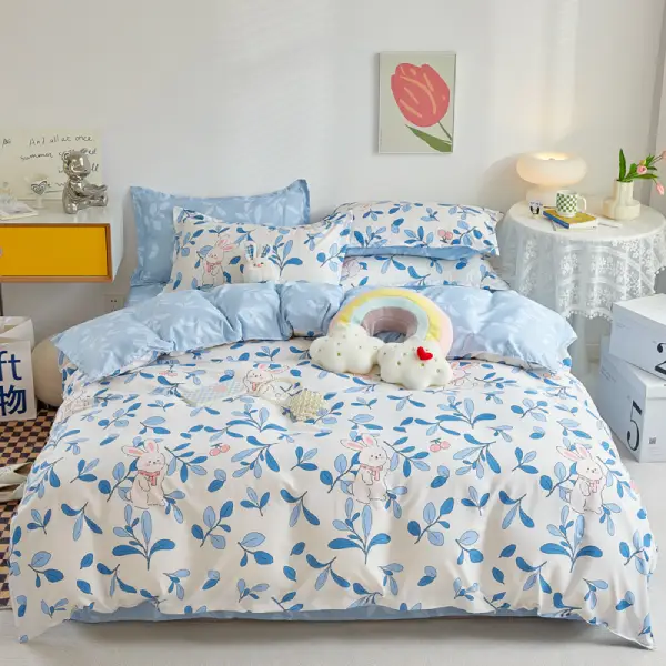 Four Piece Bedding Set
