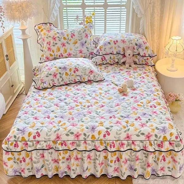 Non-slip 3 Pieces Bedskirt Bedsheet Set